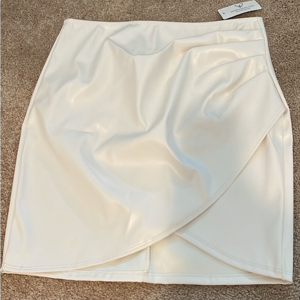 Windsor brand new with tags faux leather skirt